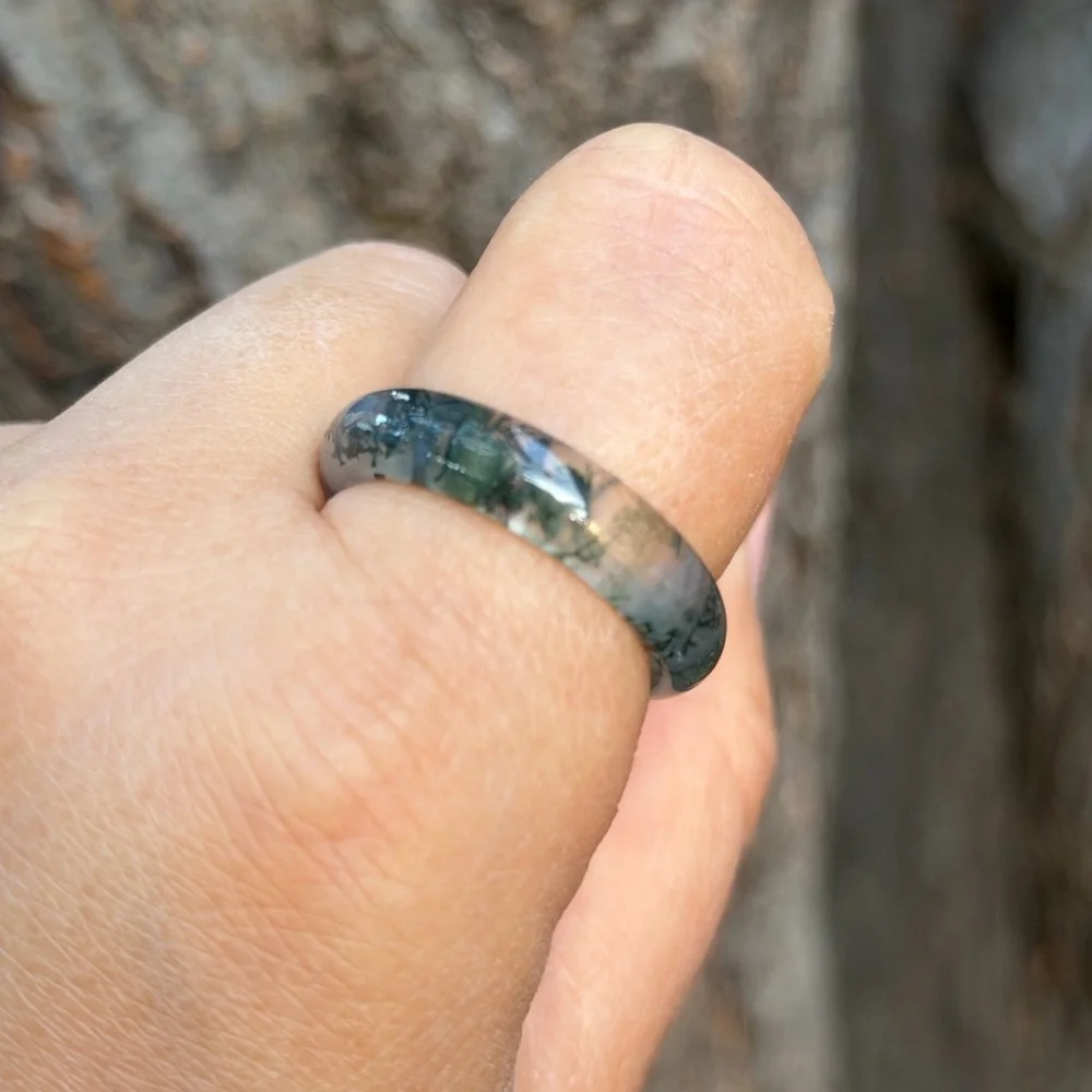 Size‎ 10 translucent green moss agate band ring 0713